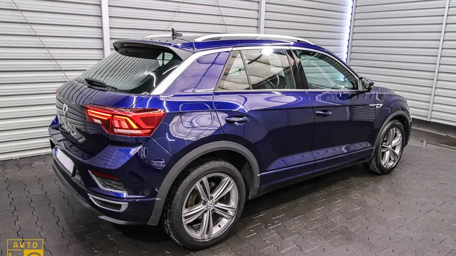 VOLKSWAGEN T-ROC -