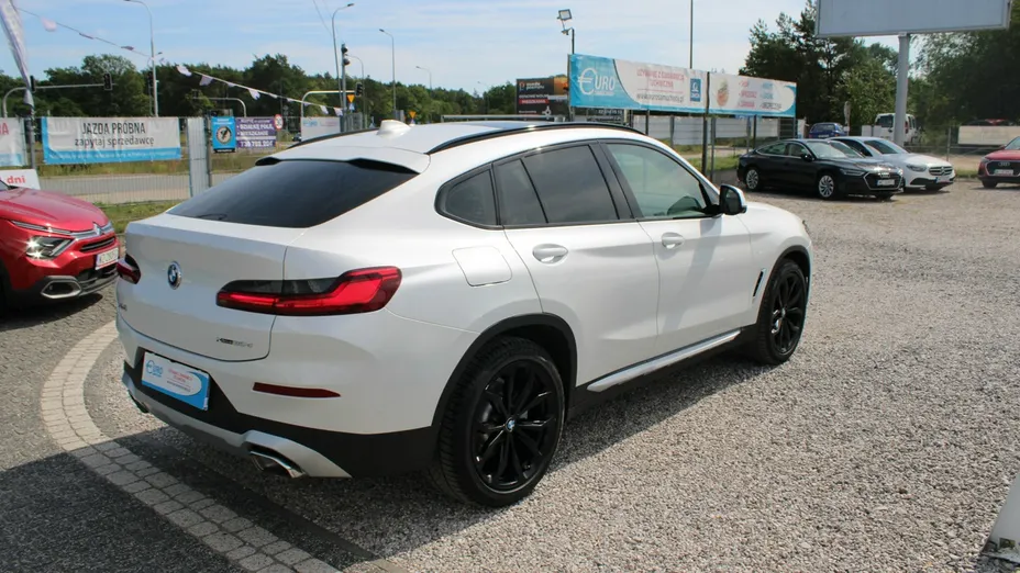BMW X4 -