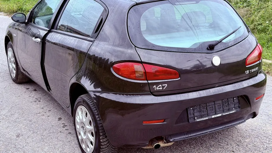 ALFA ROMEO 147 -