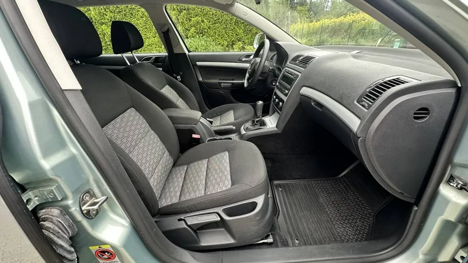 SKODA Octavia -