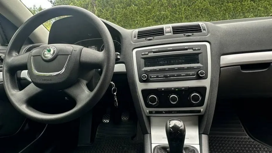 SKODA Octavia -