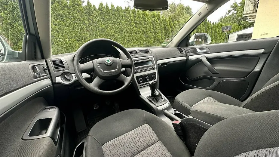 SKODA Octavia -