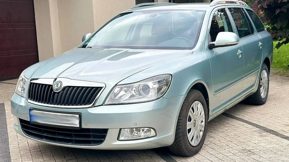 SKODA Octavia -