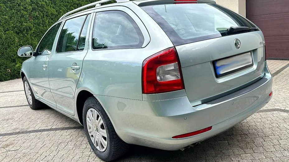 SKODA Octavia -