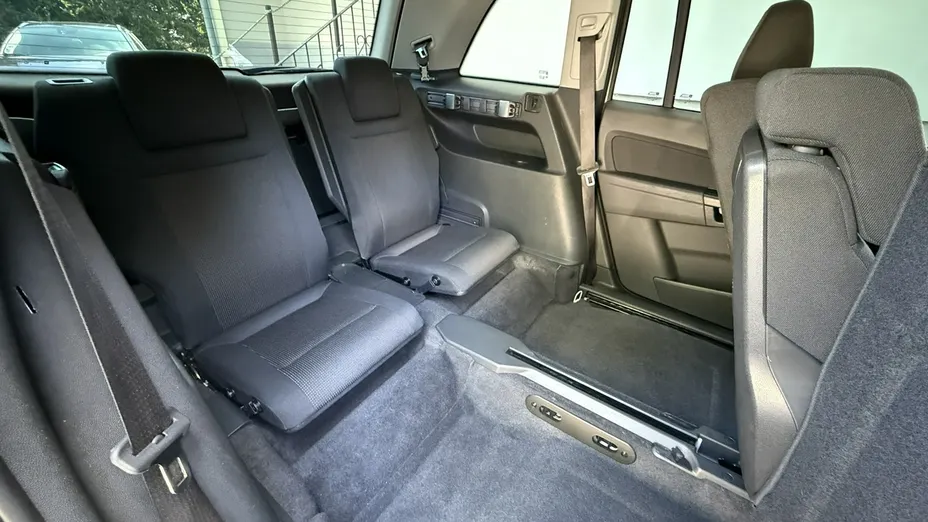 OPEL Zafira -
