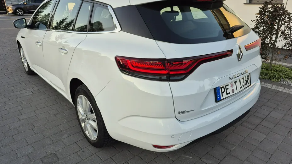 RENAULT Megane -