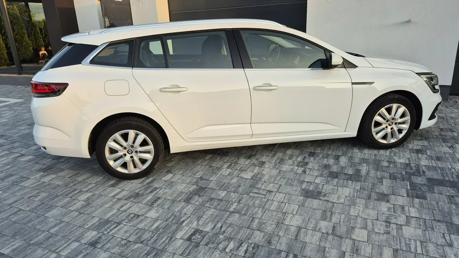 RENAULT Megane -