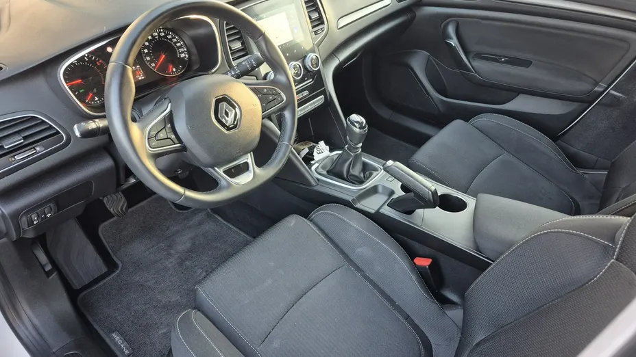 RENAULT Megane -