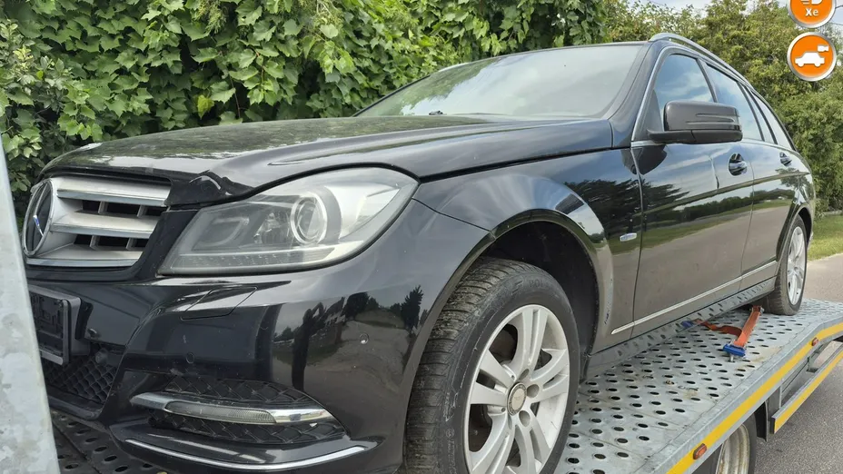 MERCEDES-BENZ C Klasa -