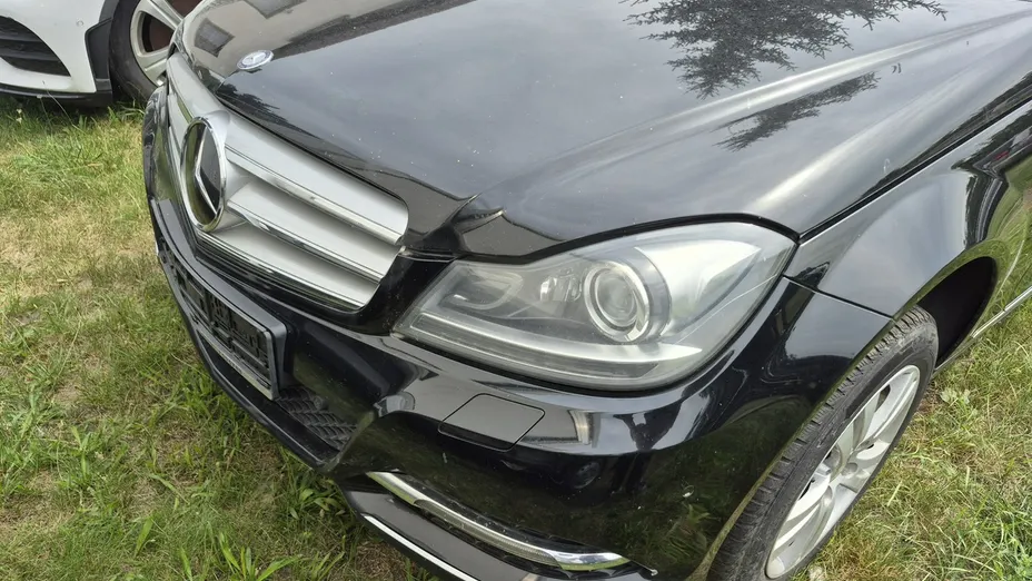 MERCEDES-BENZ C Klasa -