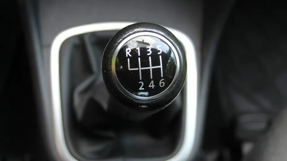 VOLKSWAGEN Polo -