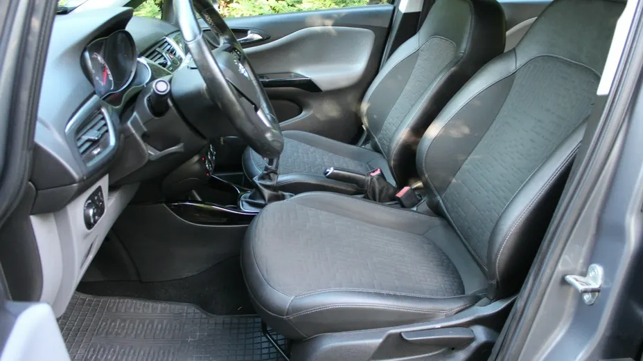 OPEL Corsa -