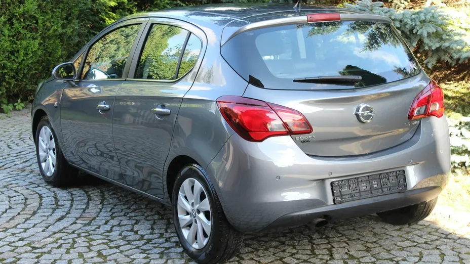 OPEL Corsa -