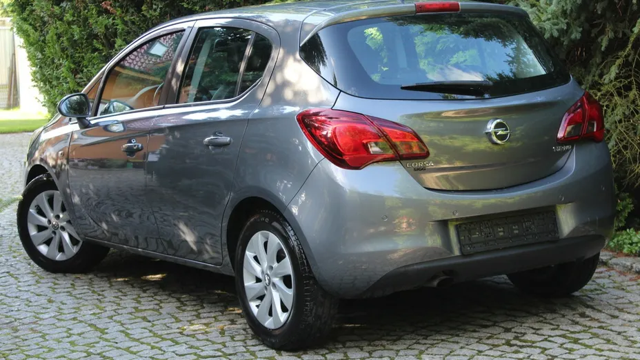 OPEL Corsa -
