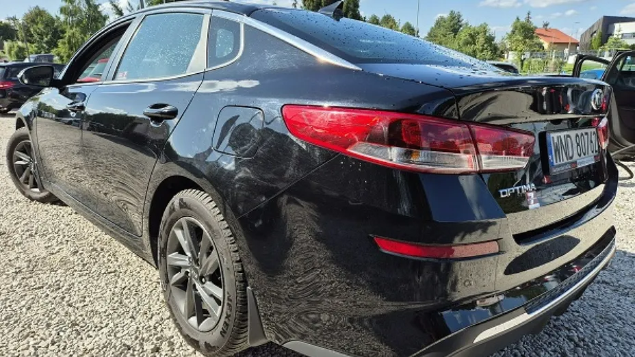 KIA Optima -