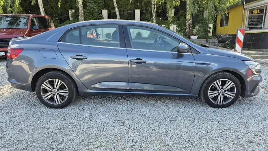 RENAULT Megane -