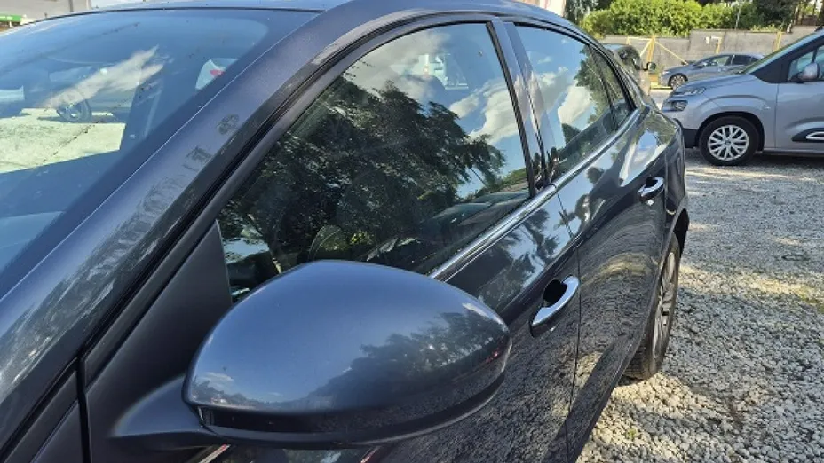 RENAULT Megane -
