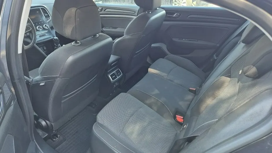 RENAULT Megane -
