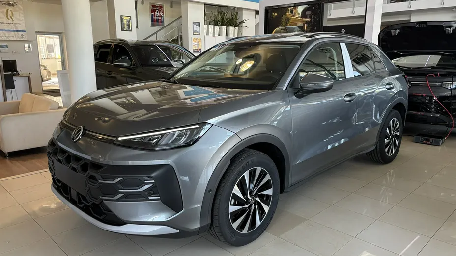 VOLKSWAGEN T-ROC -