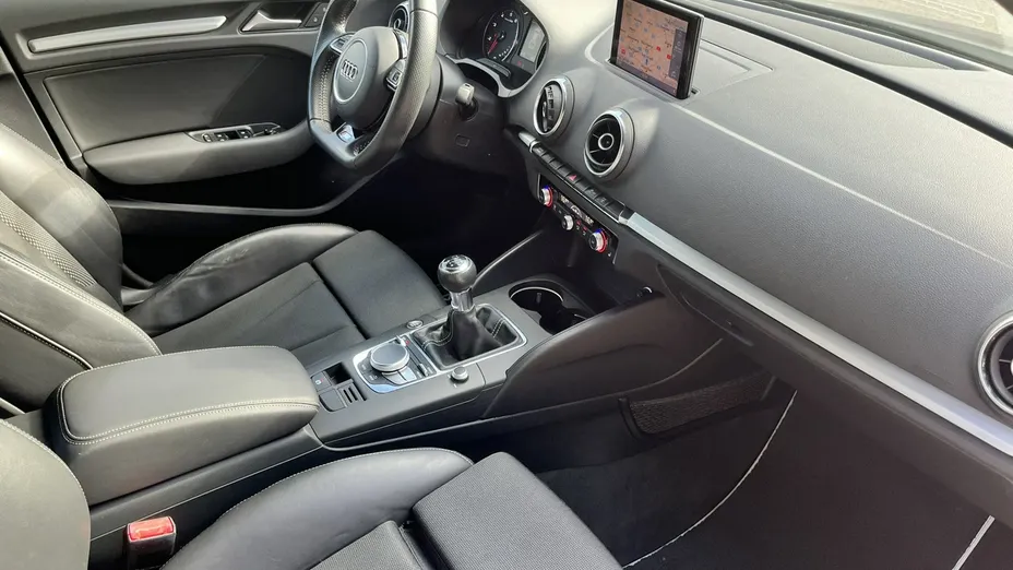 AUDI A3 Sportback -