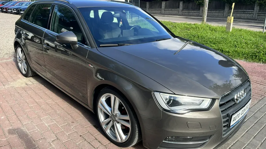 AUDI A3 Sportback -