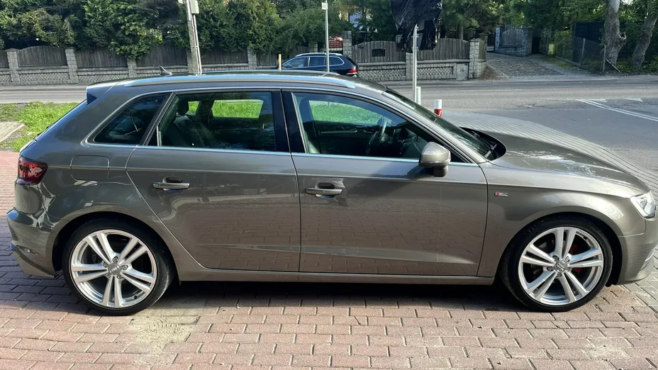 AUDI A3 Sportback -