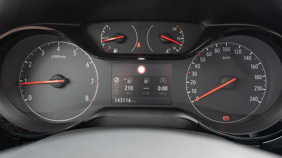 OPEL Corsa -