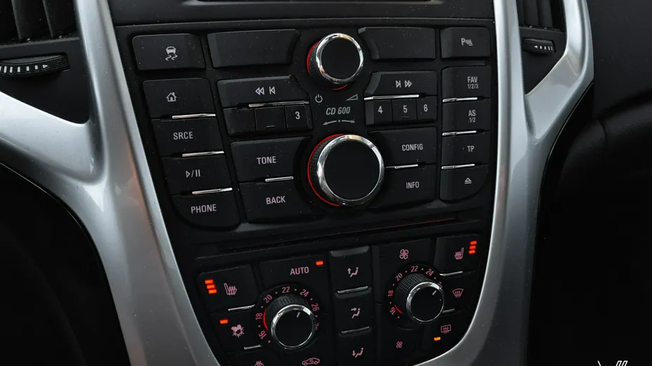 OPEL Astra -