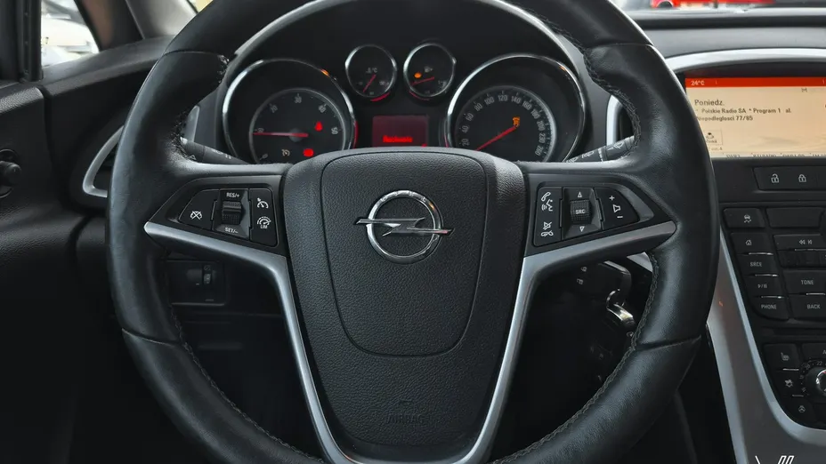 OPEL Astra -