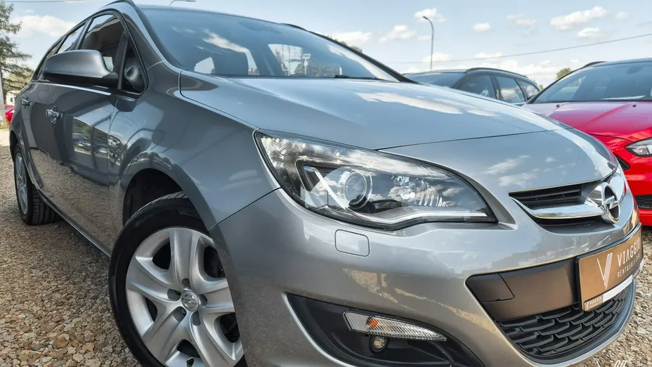 OPEL Astra -