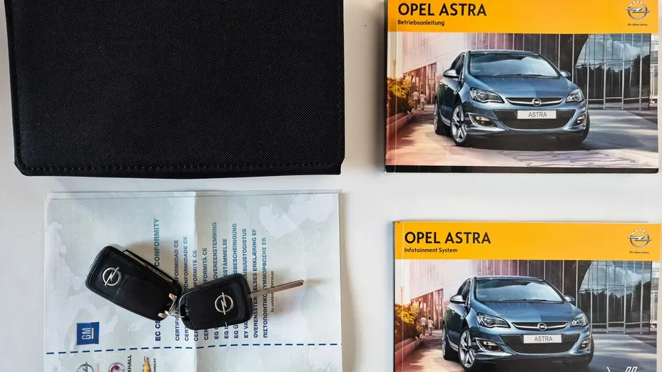 OPEL Astra -