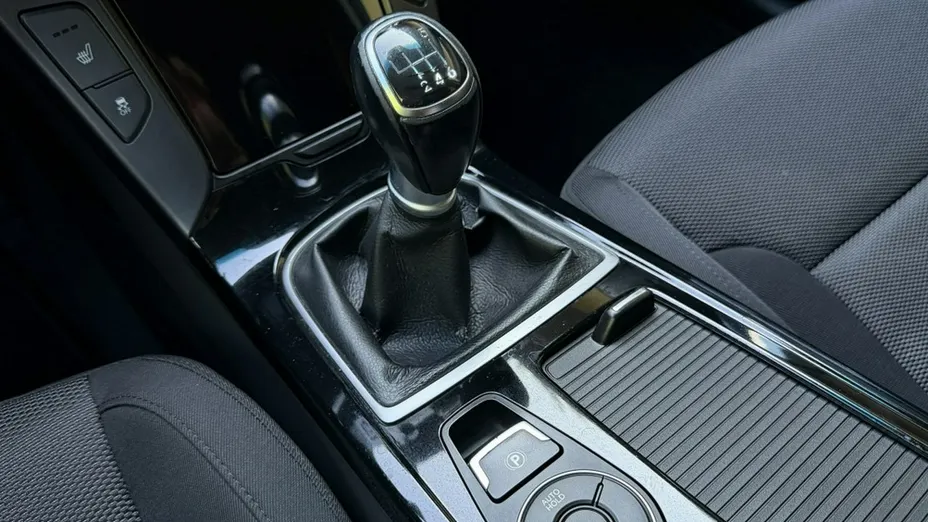HYUNDAI i40 -