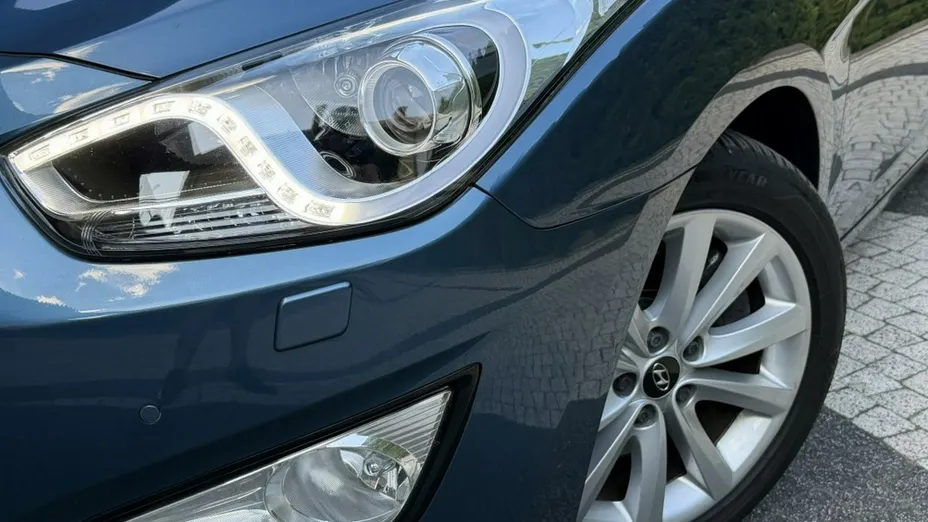 HYUNDAI i40 -