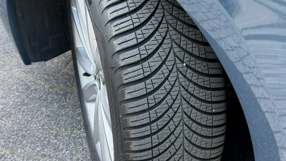 HYUNDAI i40 -