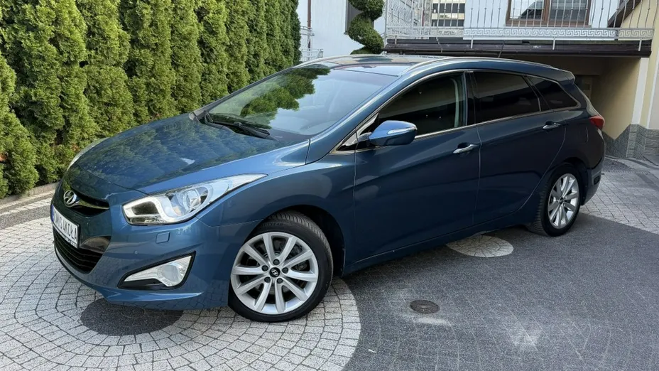 HYUNDAI i40 -