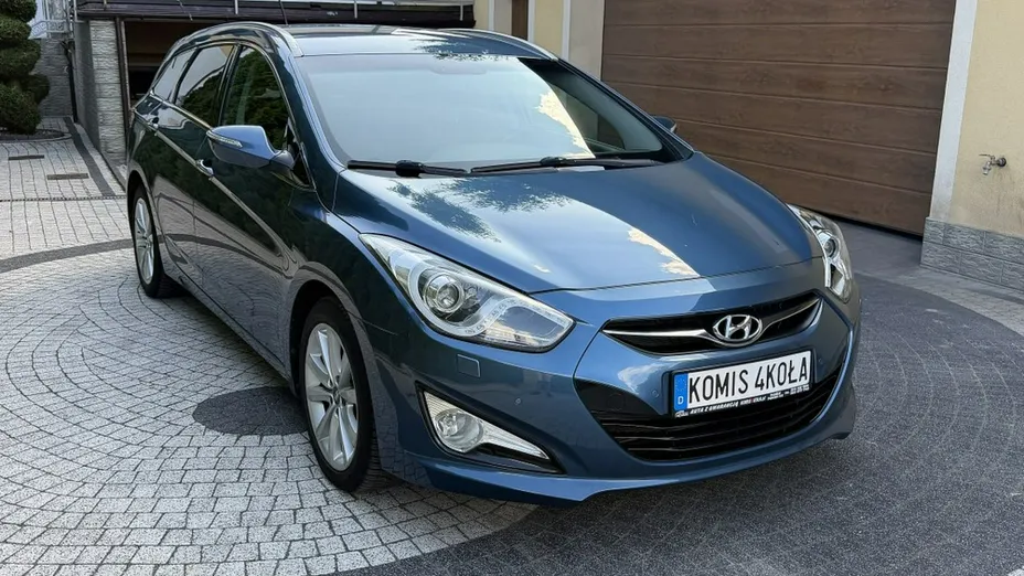 HYUNDAI i40 -