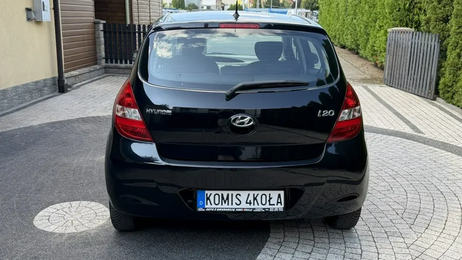 HYUNDAI i20 -