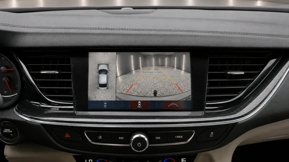 OPEL Insignia -