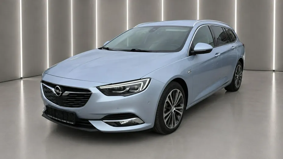 OPEL Insignia -