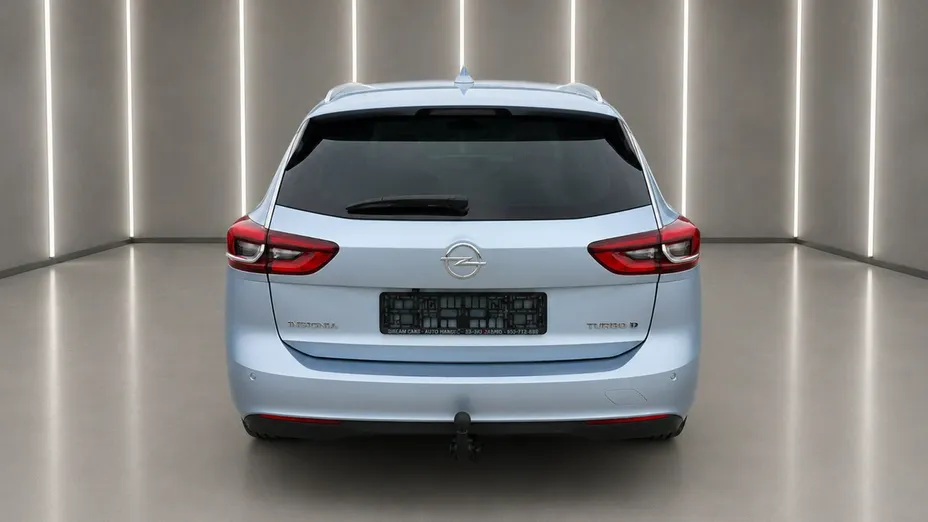 OPEL Insignia -