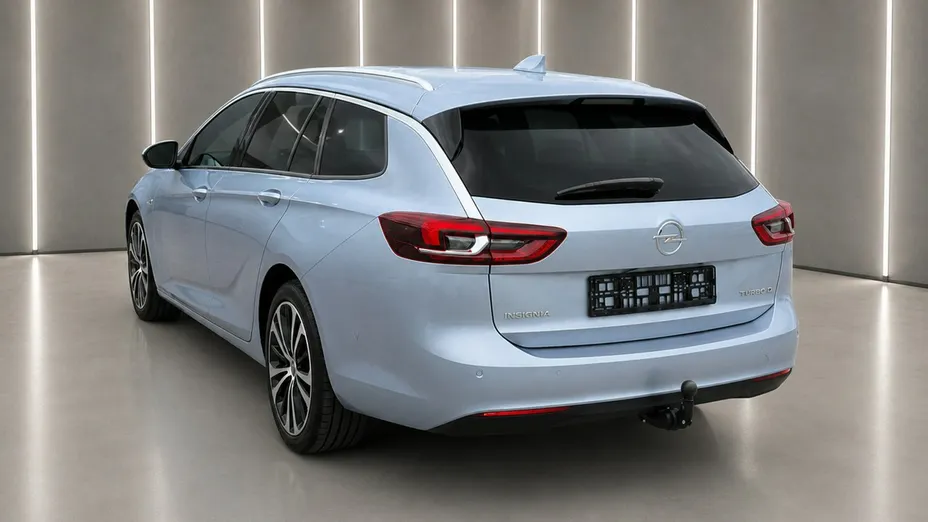 OPEL Insignia -