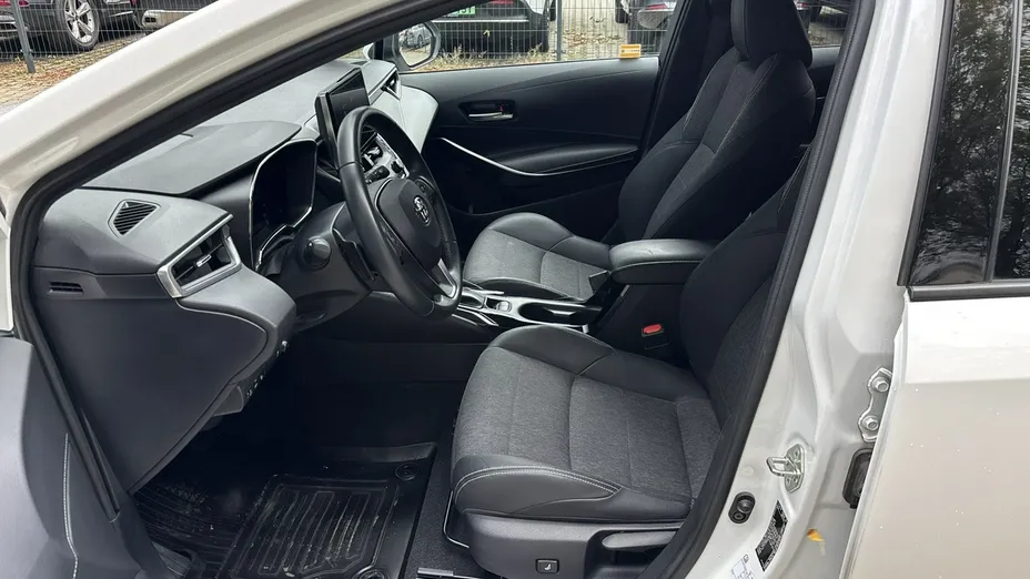 TOYOTA Corolla -