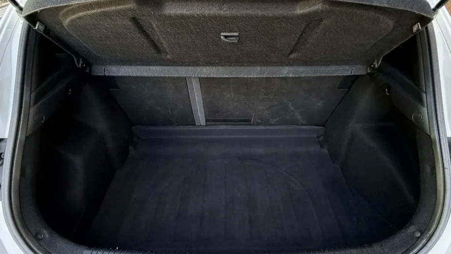 HYUNDAI i30 -