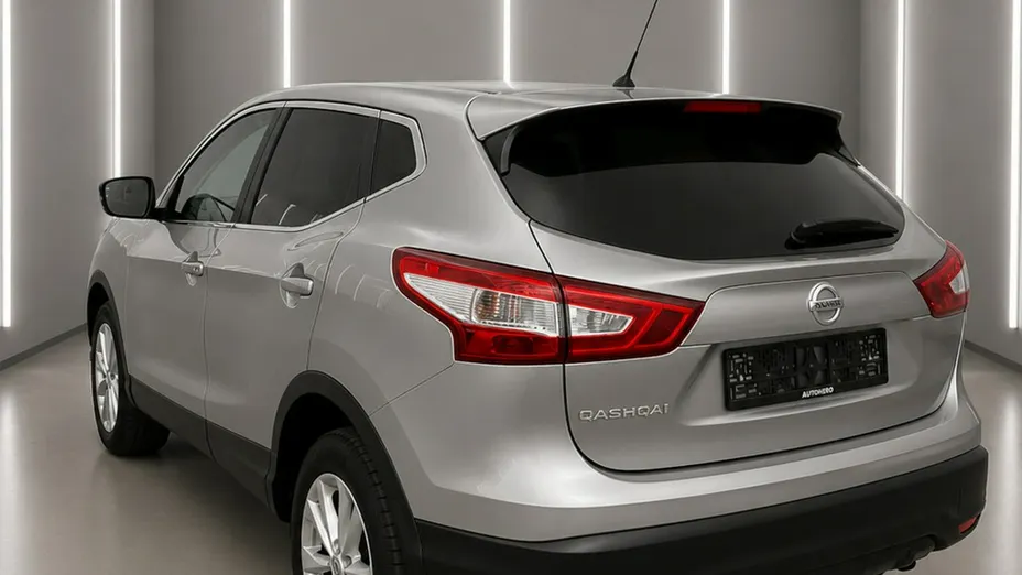 NISSAN Qashqai -