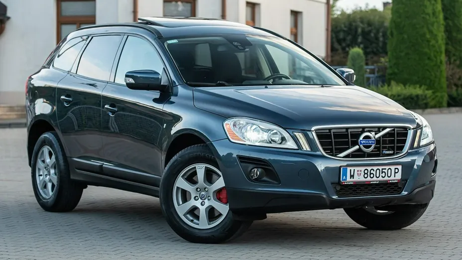 VOLVO XC60 -