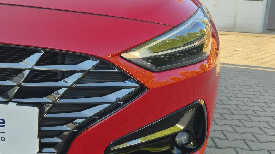 HYUNDAI i30 -