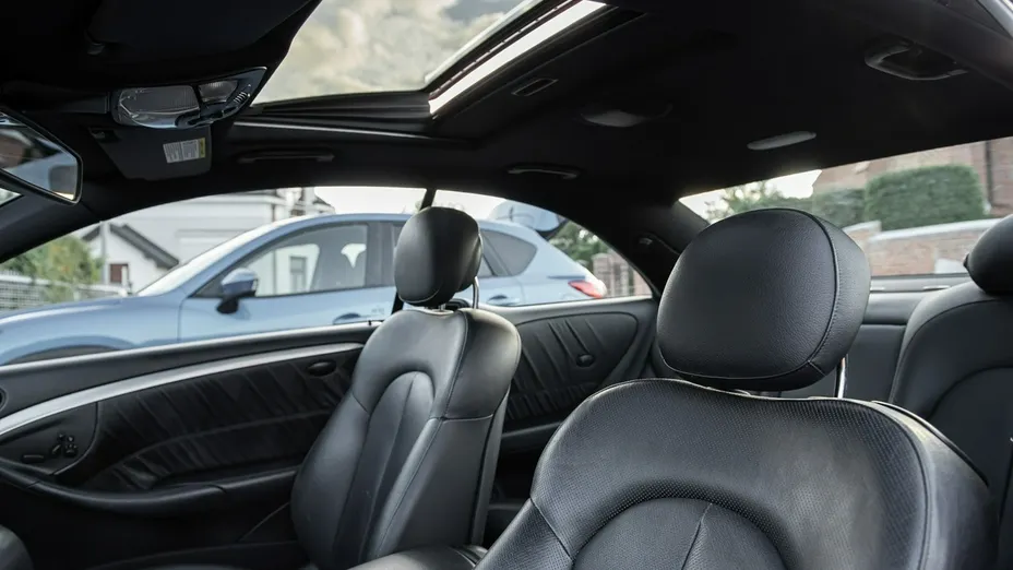 MERCEDES-BENZ CLK -