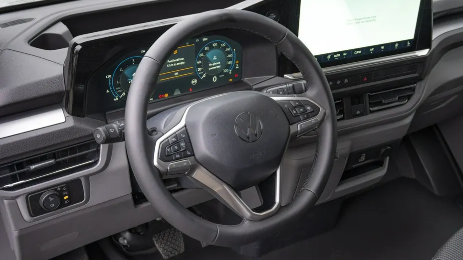 VOLKSWAGEN Transporter -