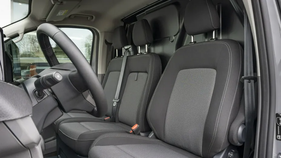 VOLKSWAGEN Transporter -