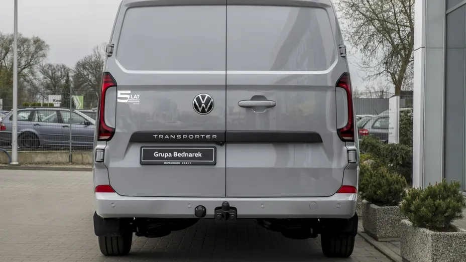 VOLKSWAGEN Transporter -
